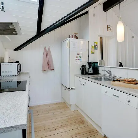 Holiday home Torbjoern - 1-1km From The Sea In Western Jutland By Interhome