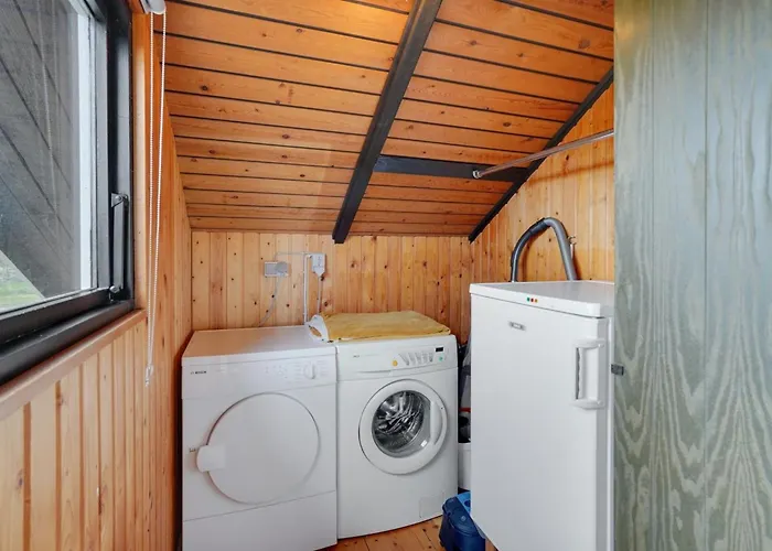 Torbjoern - 1-1km From The Sea By Interhome